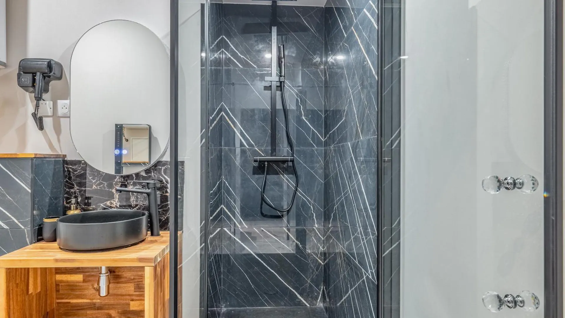 Vienne Apartment Lyon